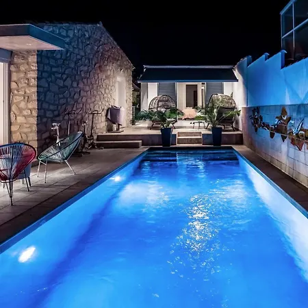 Albatros - Piscine Chauffee