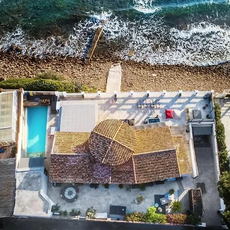Albatros - Piscine Chauffee